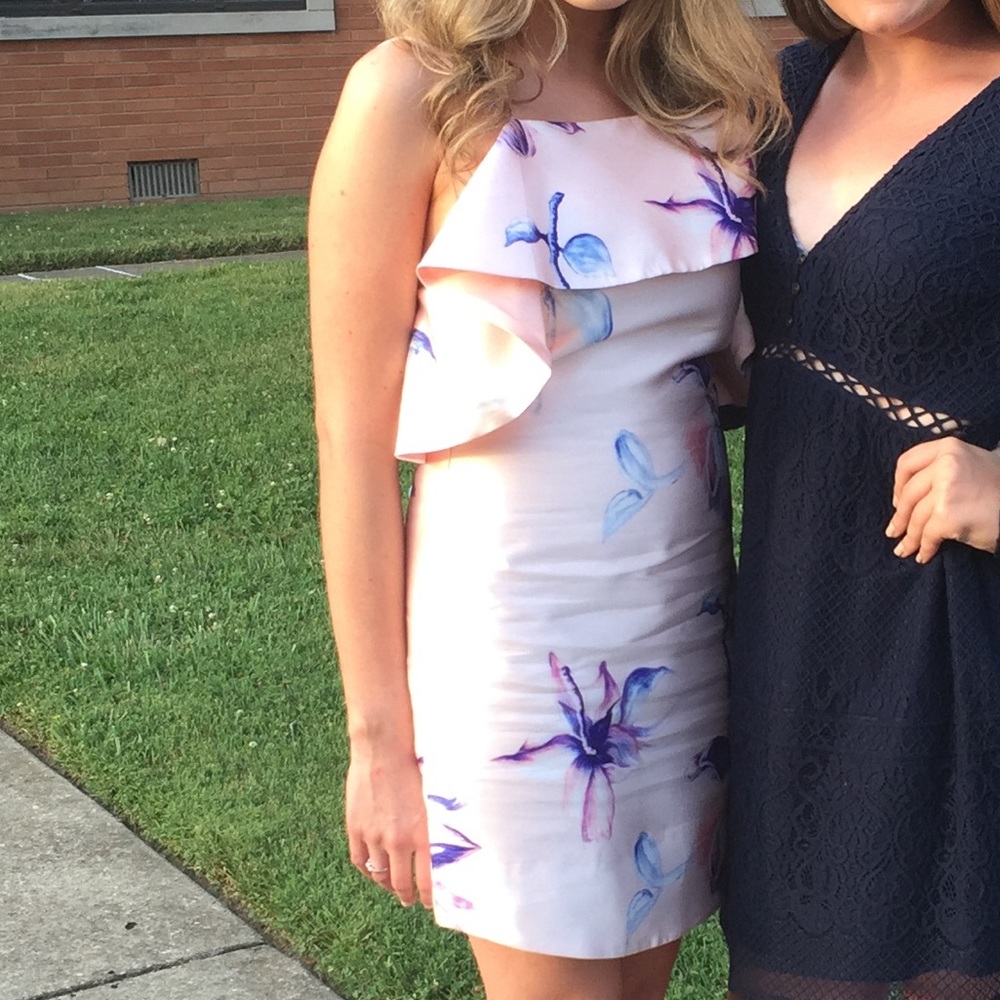 ARK & CO DRESS WORN ONCE! - Picture 7 of 7